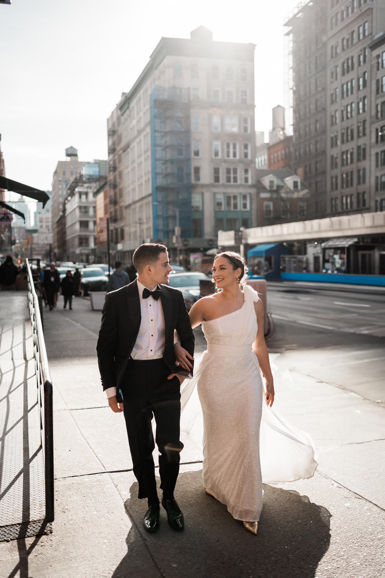 Bride with soft romantic waves and natural glam makeup
